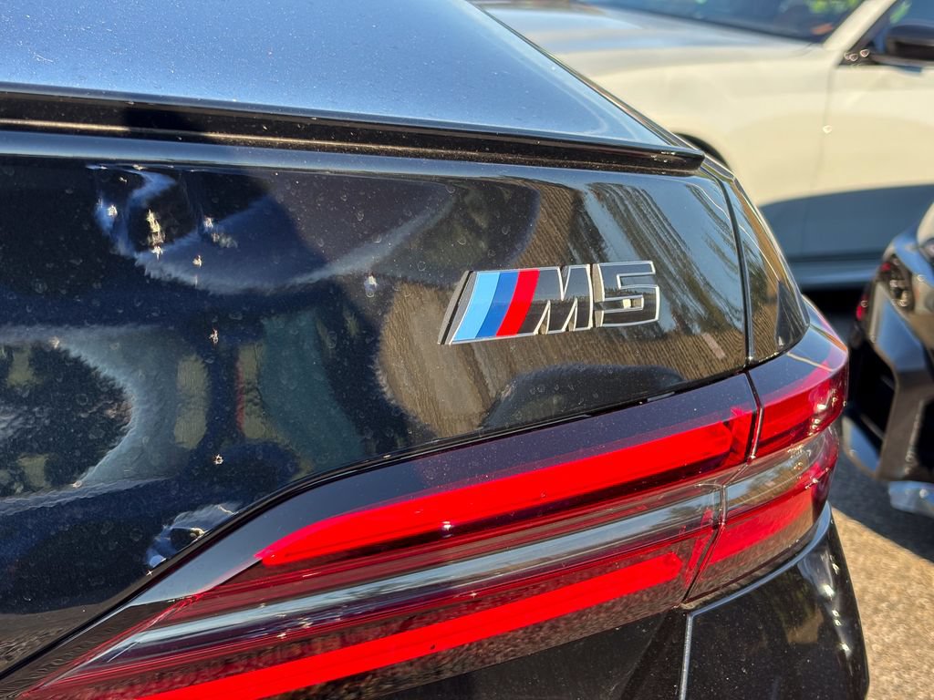 New 2027 BMW M5 w/ Executive Package AWD/4WD image 7