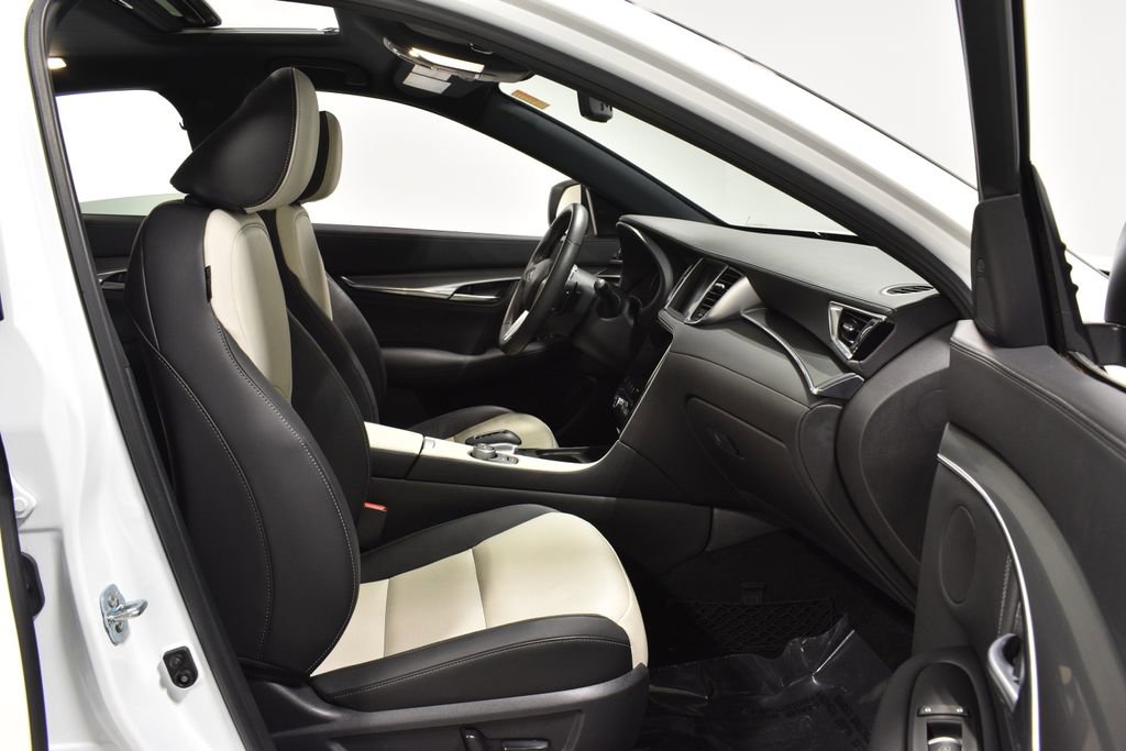 Certified 2025 INFINITI QX55 Luxe w/ Cargo Package image 32