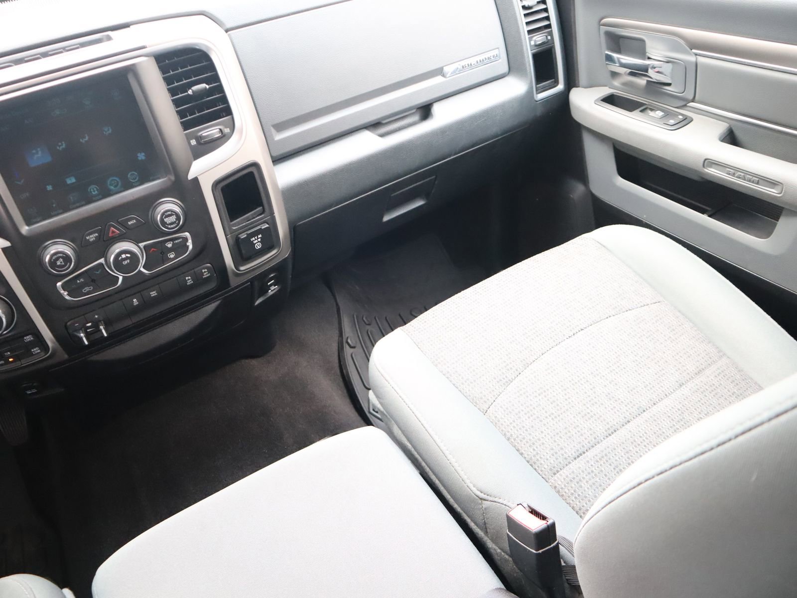 Used 2016 RAM 1500 Big Horn AWD/4WD image 27