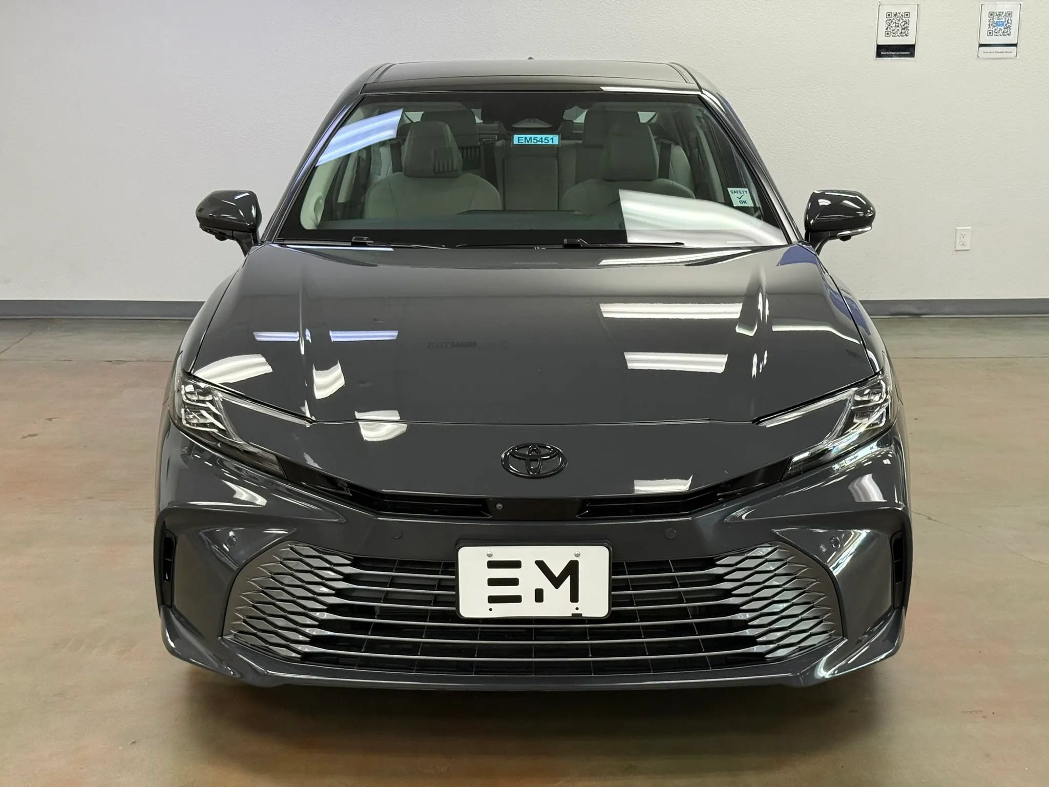 Used 2026 Toyota Camry XLE w/ Premium Plus Package FWD image 3