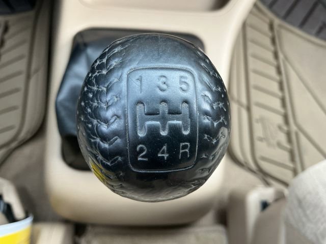 Used 2005 Honda CR-V EX image 23