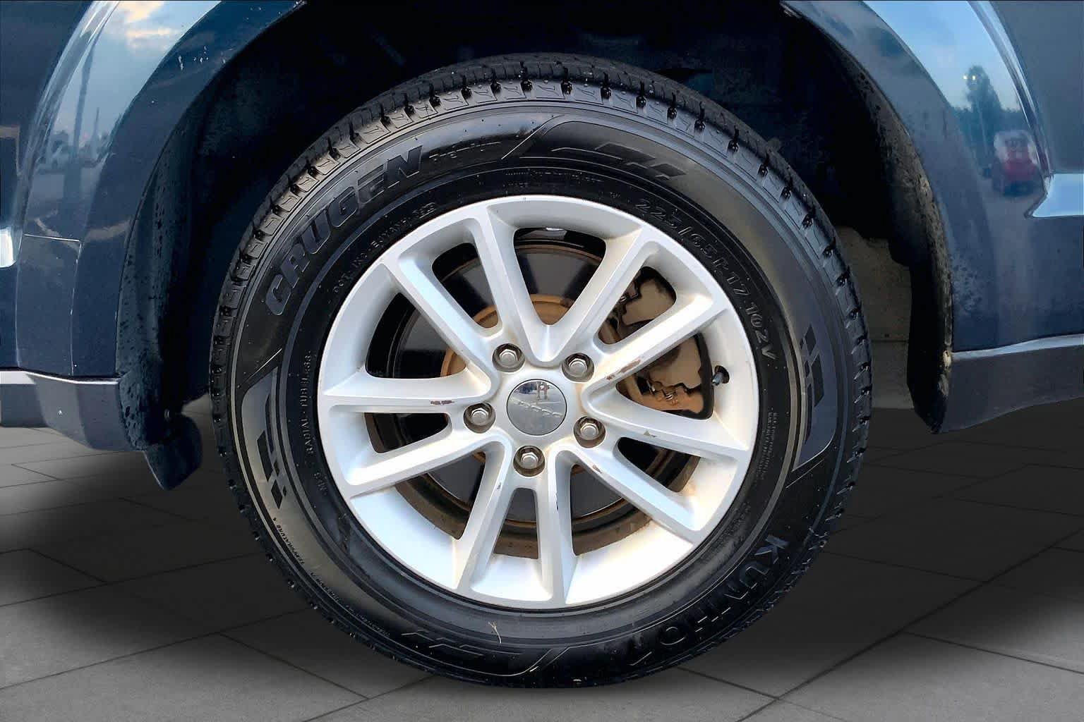 Used 2014 Dodge Journey SXT w/ Quick Order Package 28C FWD image 10
