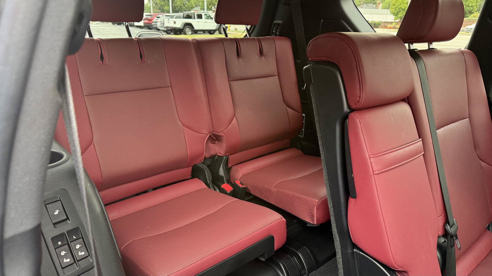 Used 2022 Lexus GX 460 Premium w/ Premium Plus Package AWD/4WD image 26