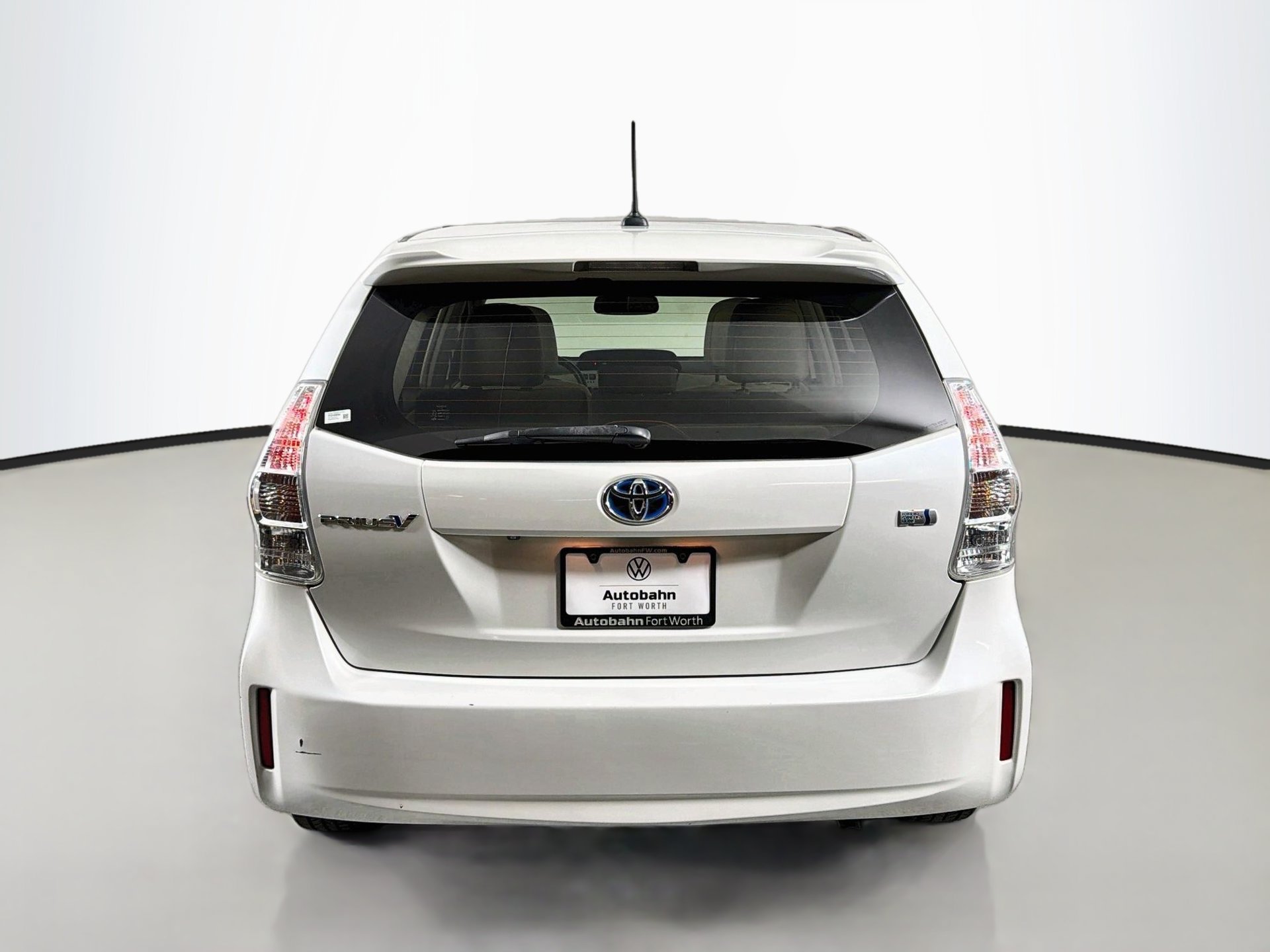Used 2014 Toyota Prius V Five FWD image 6