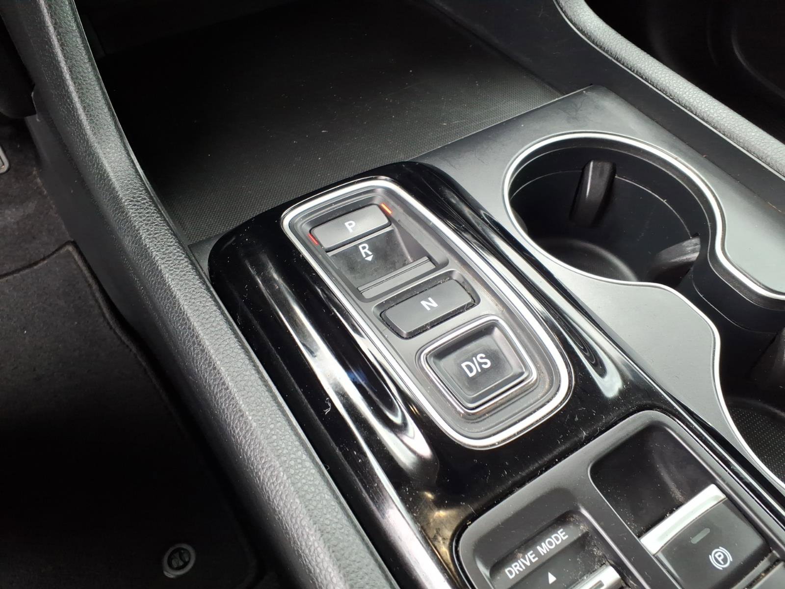 Certified 2023 Honda Pilot LX image 16