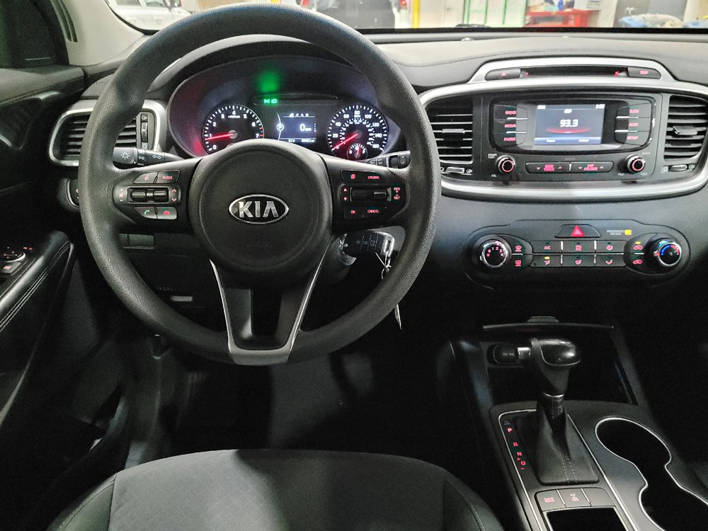 Used 2017 Kia Sorento AWD image 22