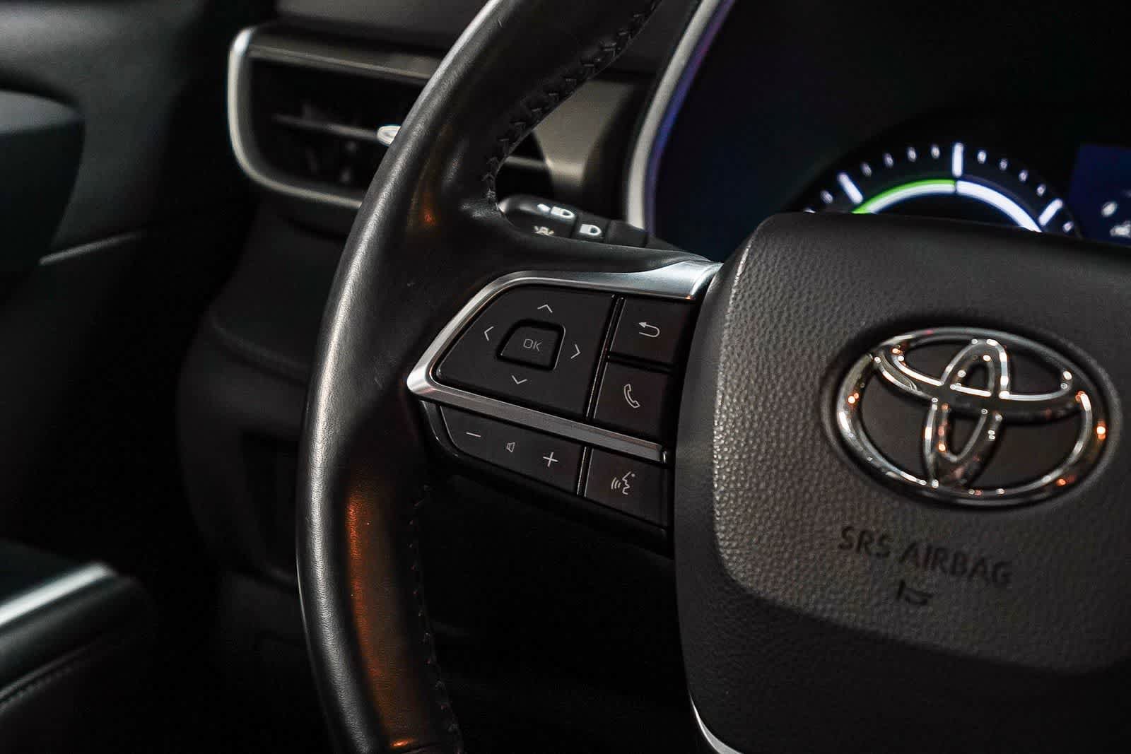 Used 2021 Toyota Highlander XLE image 16