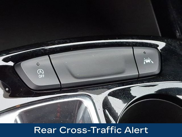 Used 2025 Chevrolet Trax RS w/ Driver Confidence Package image 13