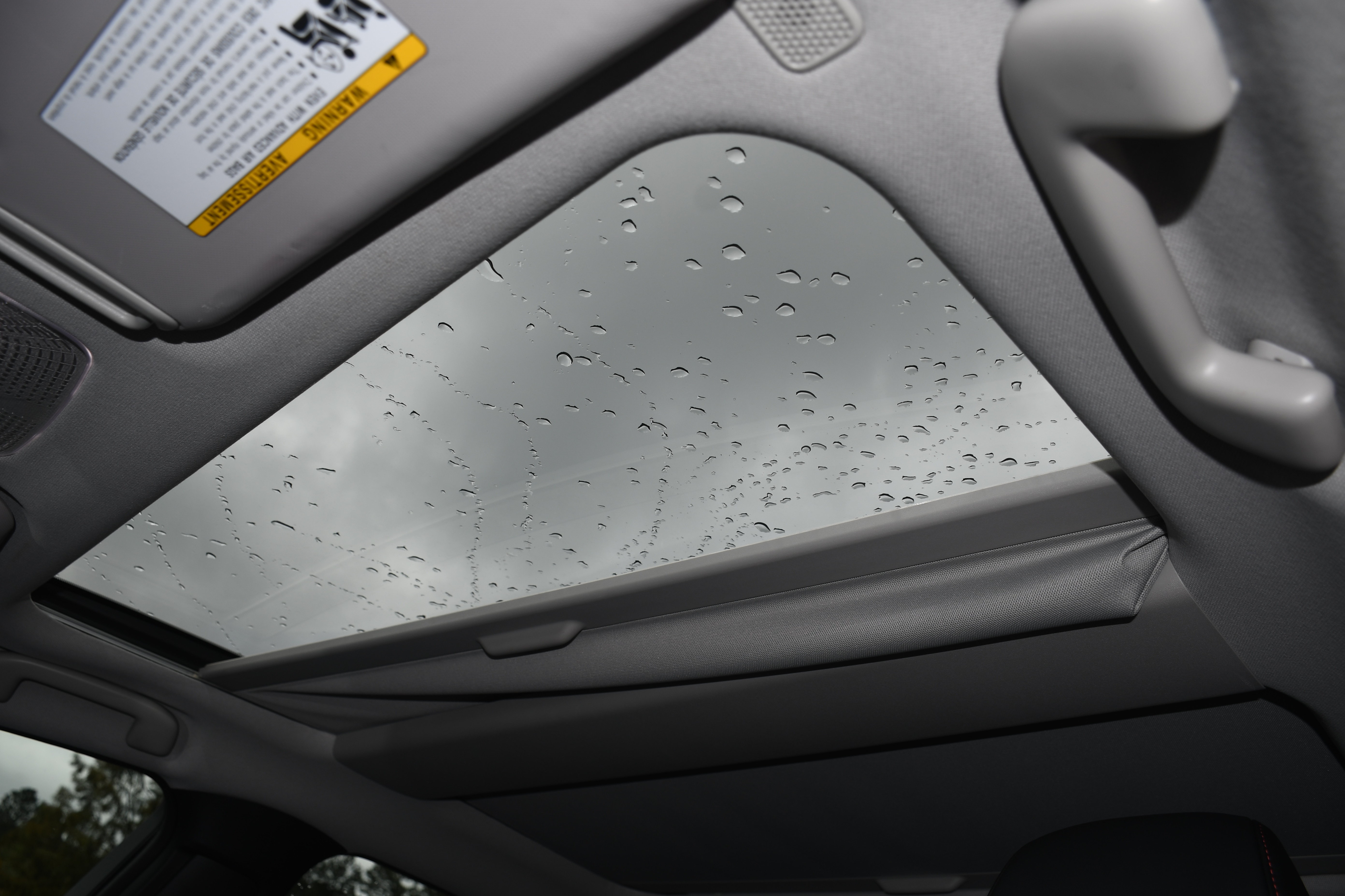 Certified 2025 Toyota Prius Plug-In Hybrid FWD image 7