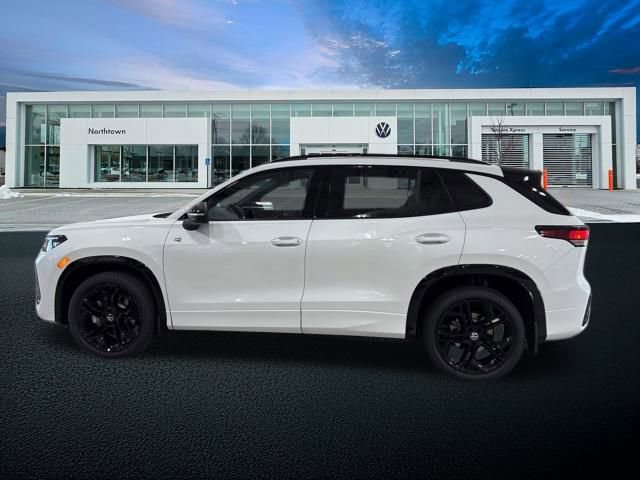 New 2026 Volkswagen Tiguan SE R-Line image 3