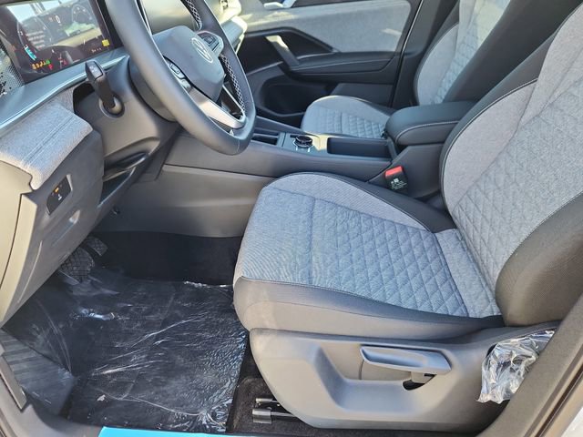 New 2026 Volkswagen Tiguan S image 7