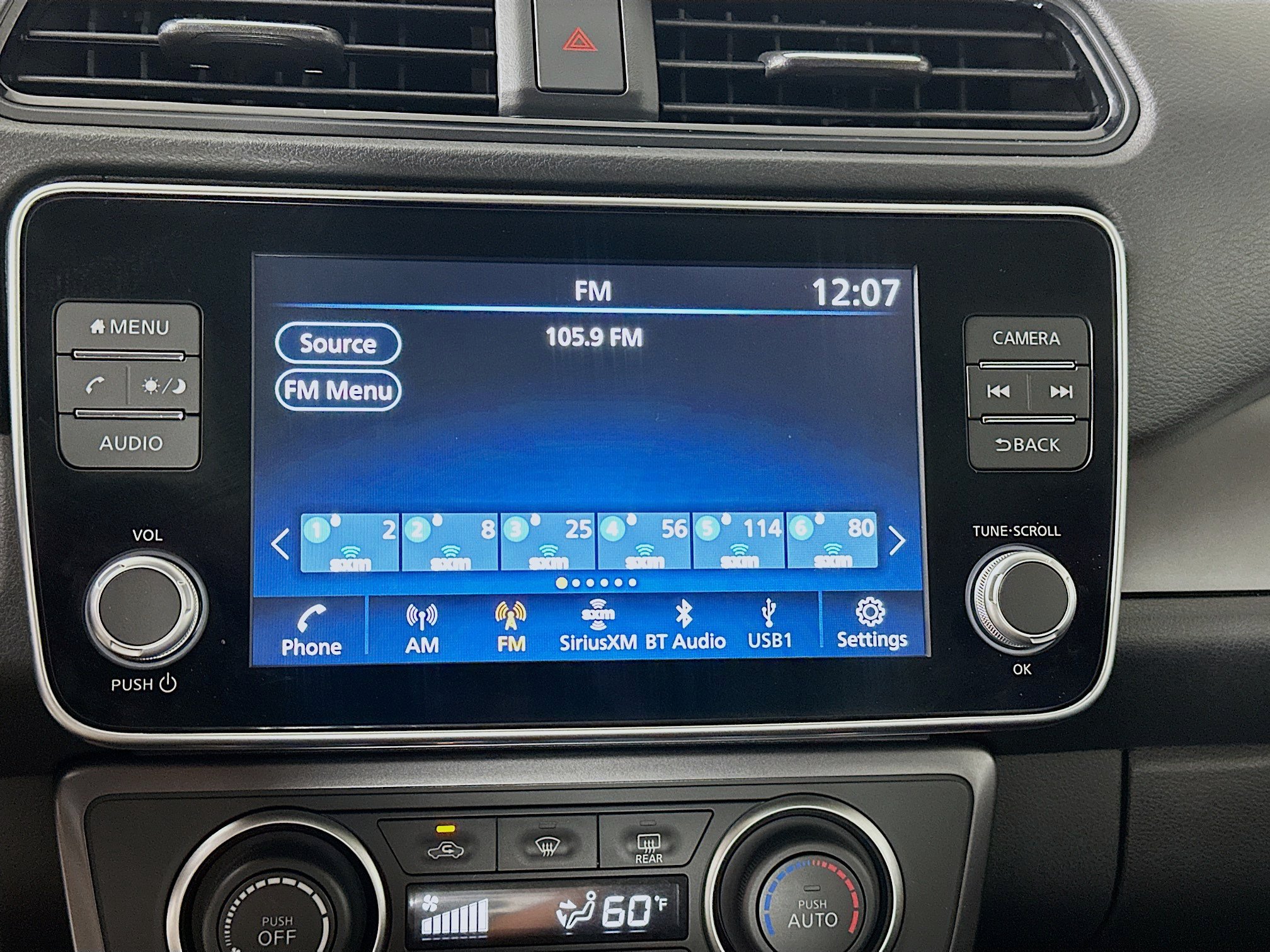 Used 2024 Nissan Leaf S FWD image 19