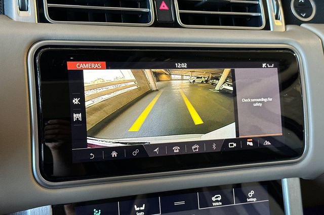 Used 2020 Land Rover Range Rover HSE AWD/4WD image 18