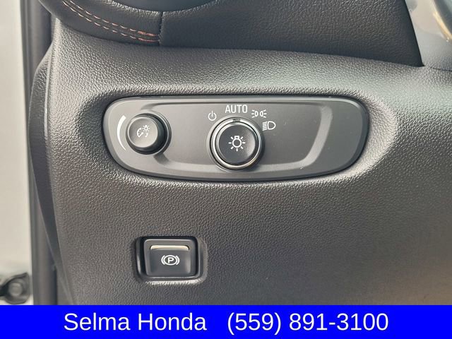 Used 2019 Chevrolet Blazer Premier w/ Sun and Wheels Package image 26