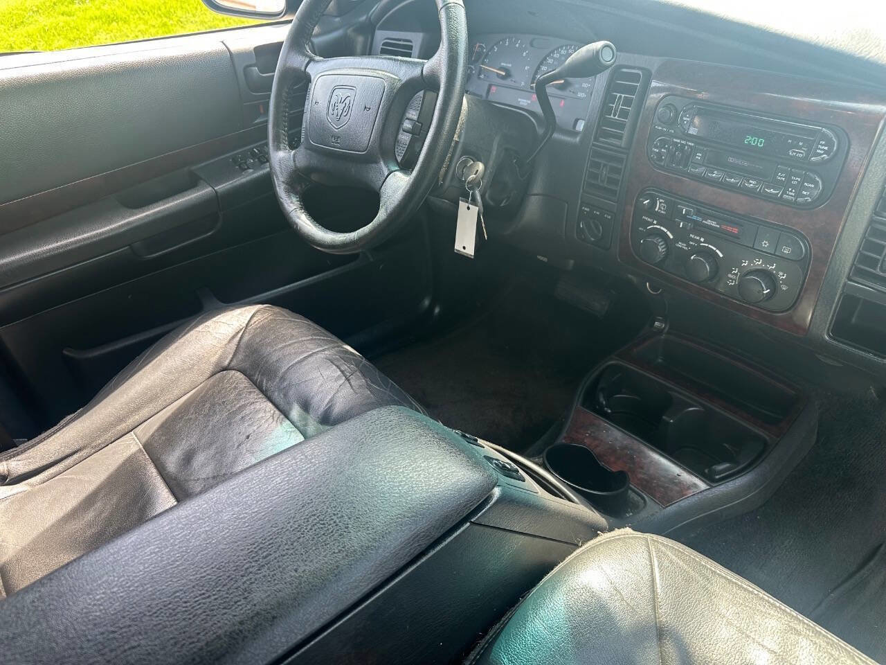 Used 2001 Dodge Durango SLT image 12