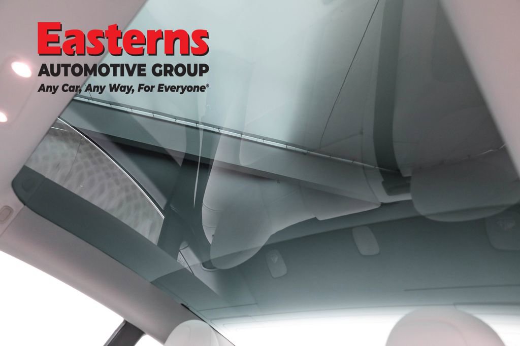 Used 2020 Tesla Model 3 Standard Range image 24