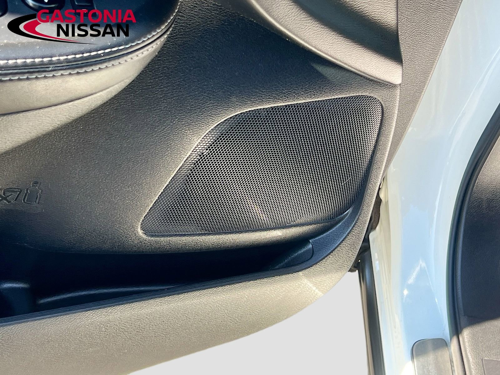 Used 2022 Nissan Murano SV w/ SV Midnight Edition Package image 23