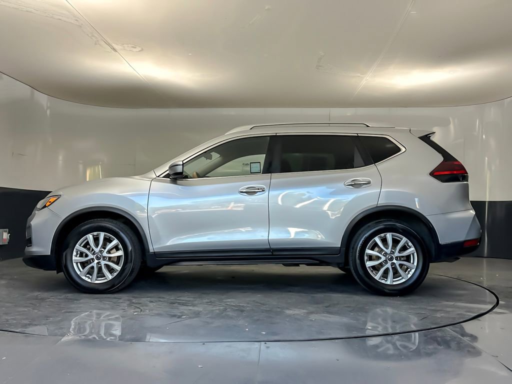 Used 2019 Nissan Rogue SV image 6