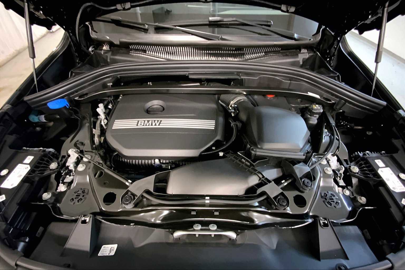 New 2026 BMW X1 xDrive28i w/ Convenience Package image 16