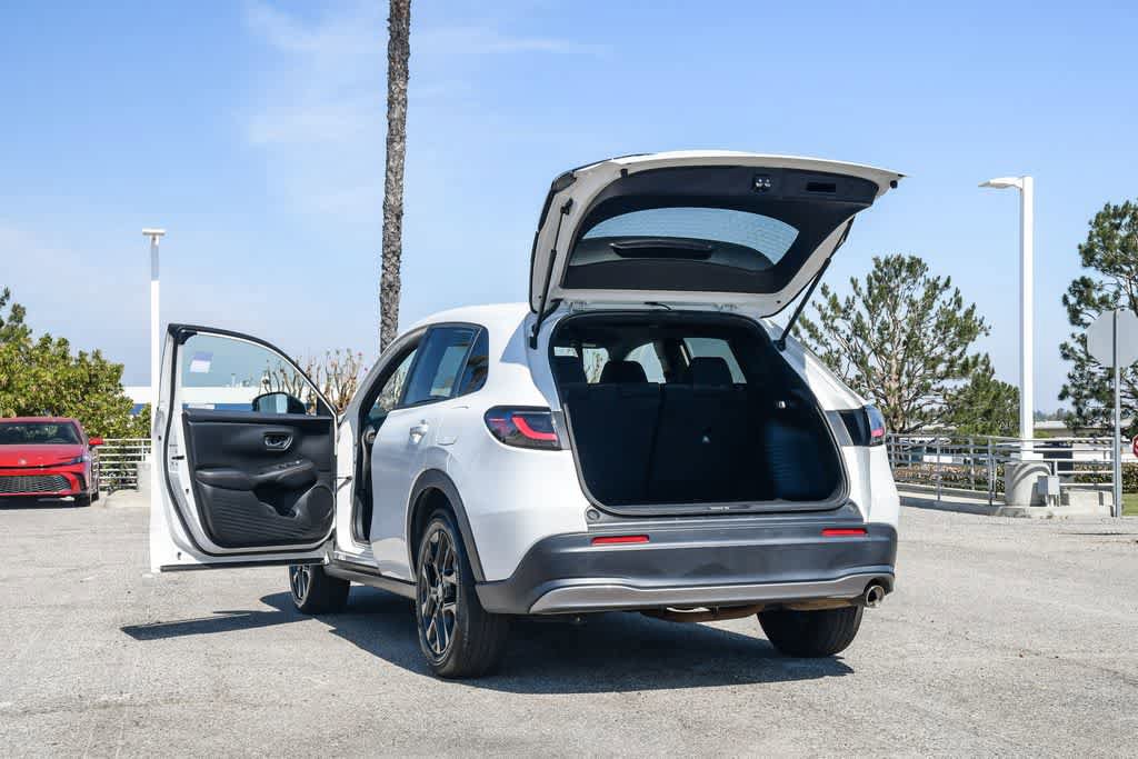 Used 2023 Honda HR-V Sport image 26