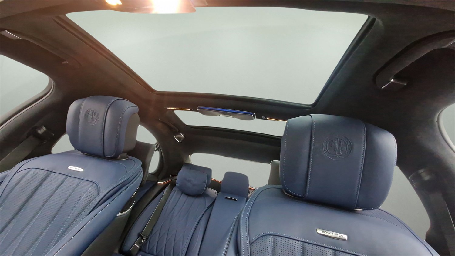 Used 2025 Mercedes-Benz S 63 AMG S image 27