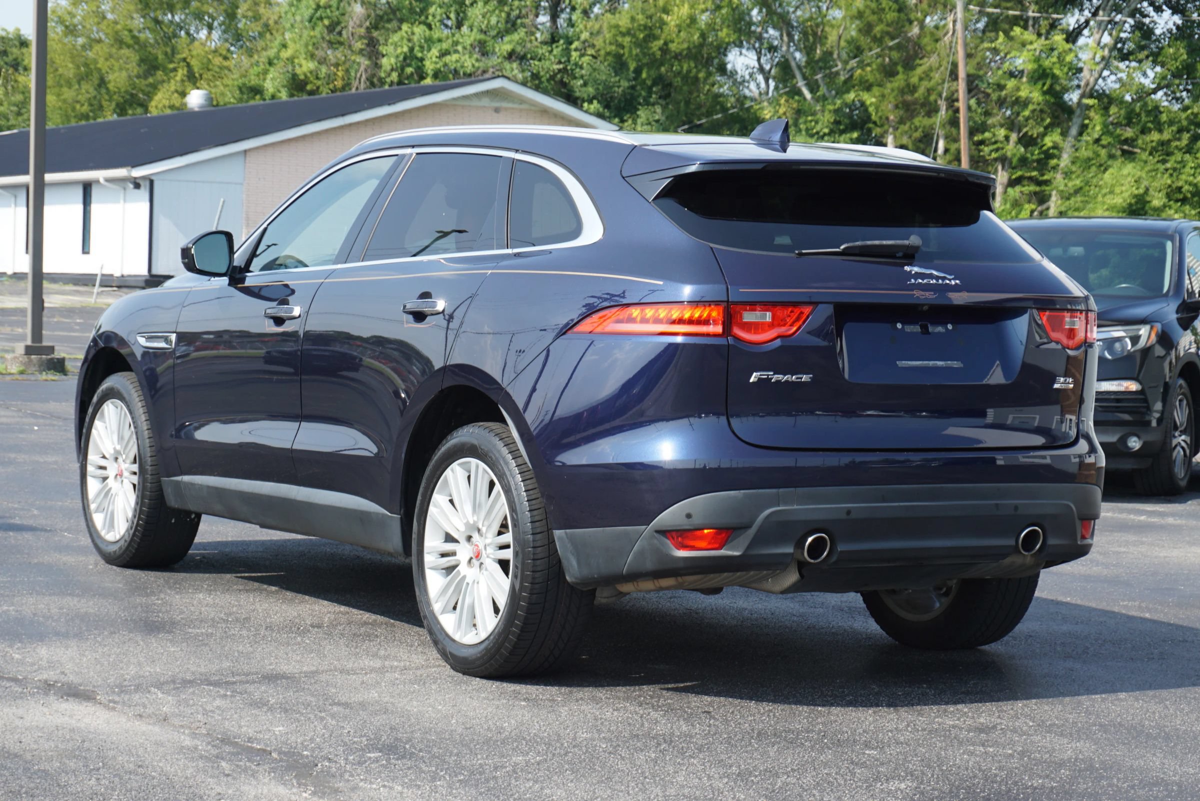 Used 2019 Jaguar F-PACE Portfolio AWD/4WD image 7