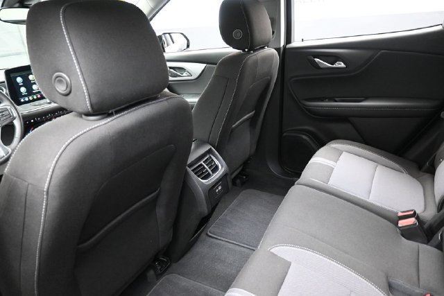 Used 2024 Chevrolet Blazer LT FWD image 24