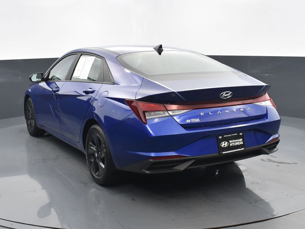Used 2023 Hyundai Elantra SEL image 5