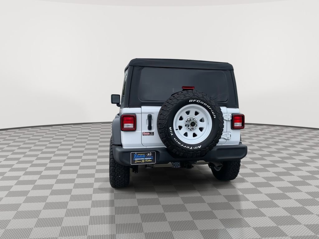 Used 2025 Jeep Wrangler Sport image 7