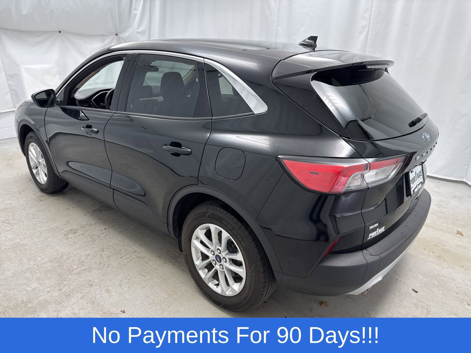 Used 2020 Ford Escape SE image 5