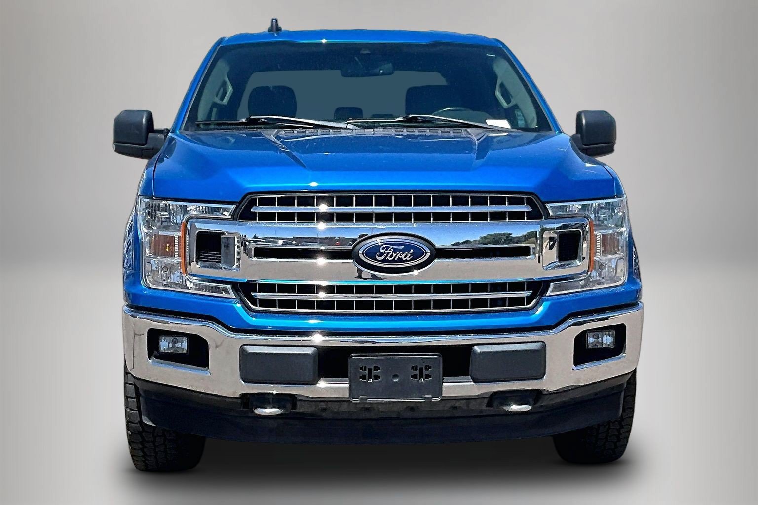 Used 2020 Ford F150 XLT w/ Equipment Group 302A Luxury AWD/4WD image 2