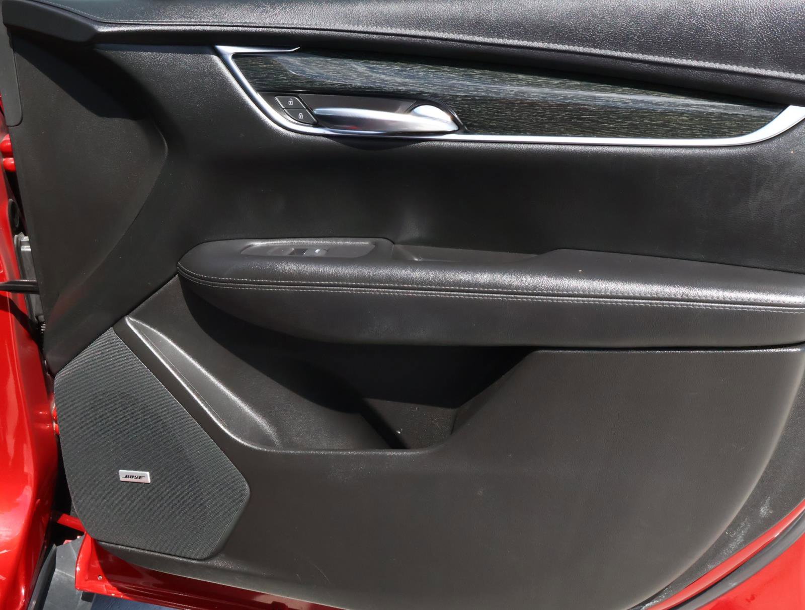 Used 2021 Cadillac XT5 Premium Luxury image 14