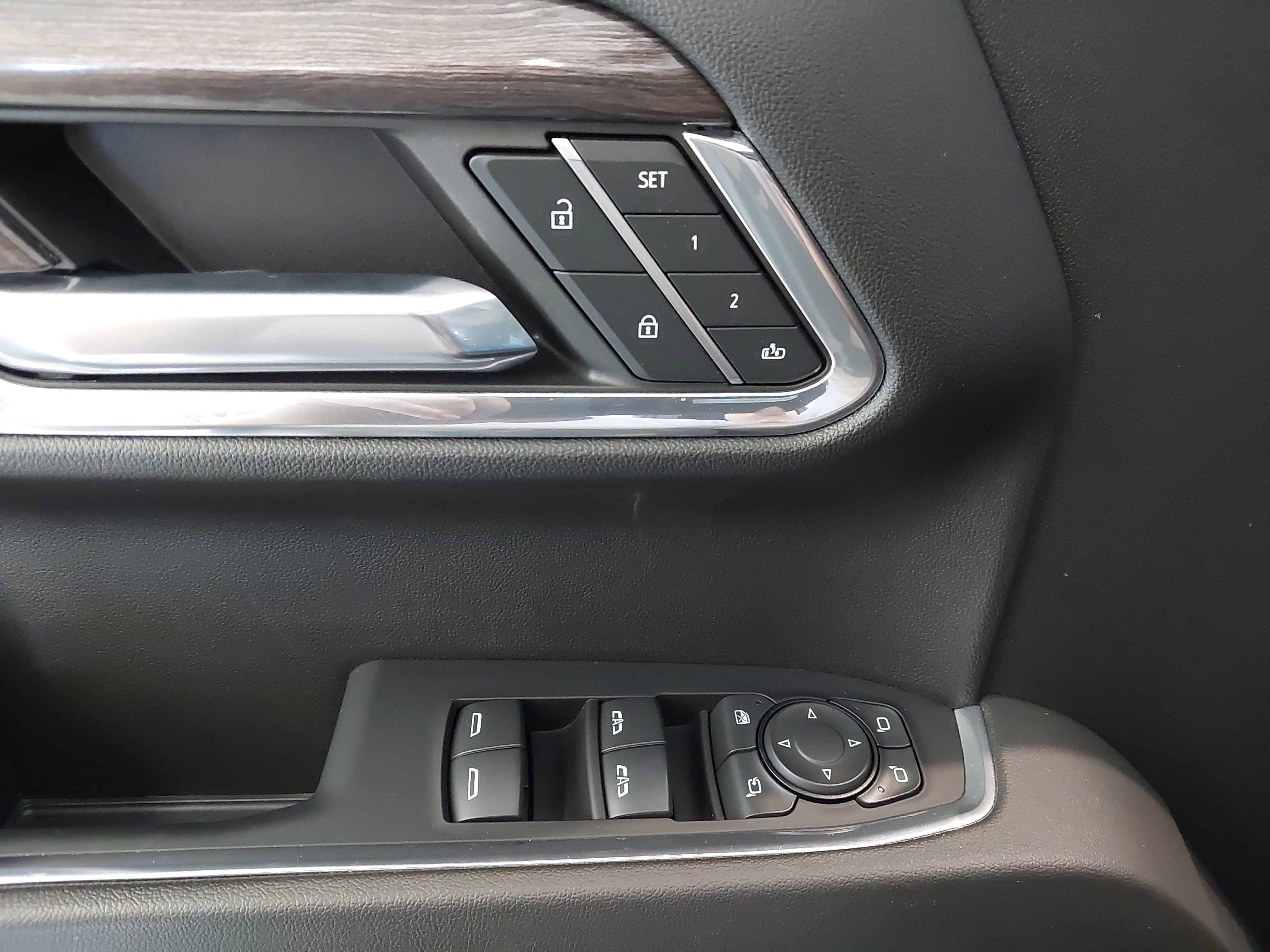 New 2024 Chevrolet Silverado 1500 LTZ AWD/4WD image 26