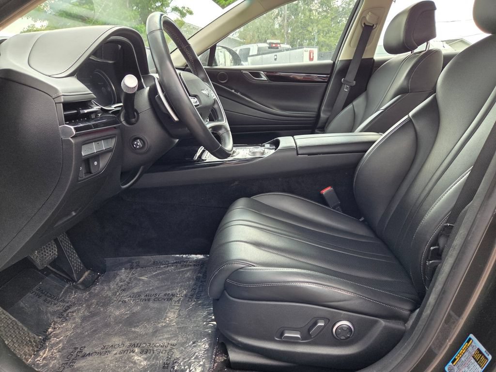 Used 2023 Genesis G80 2.5T AWD/4WD image 12