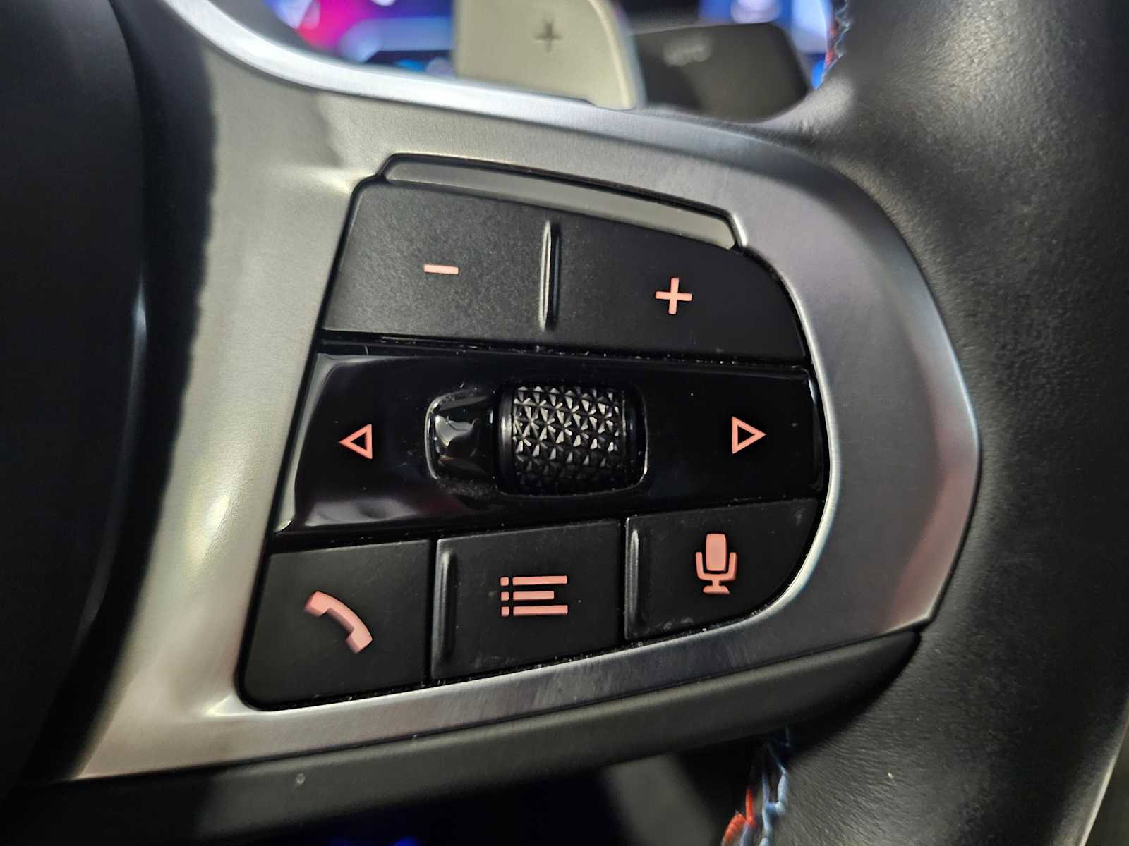 Used 2024 BMW X6 M60i image 19
