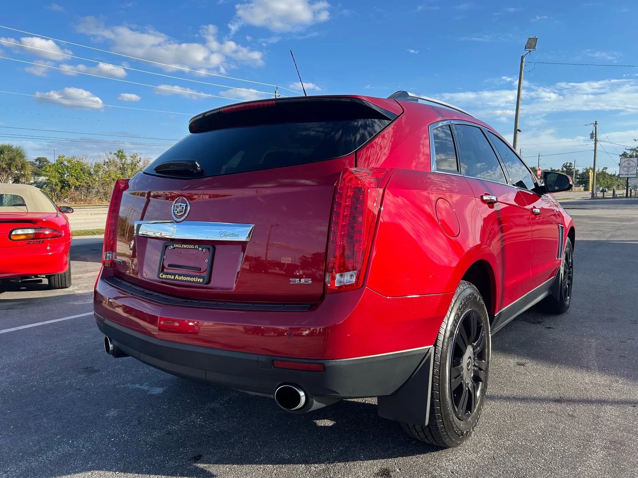 Used 2016 Cadillac SRX Luxury w/ Driver Awareness Package image 11