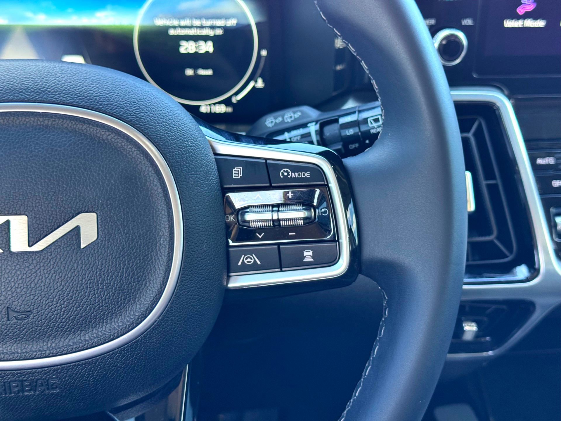 Used 2023 Kia Sorento SX image 25