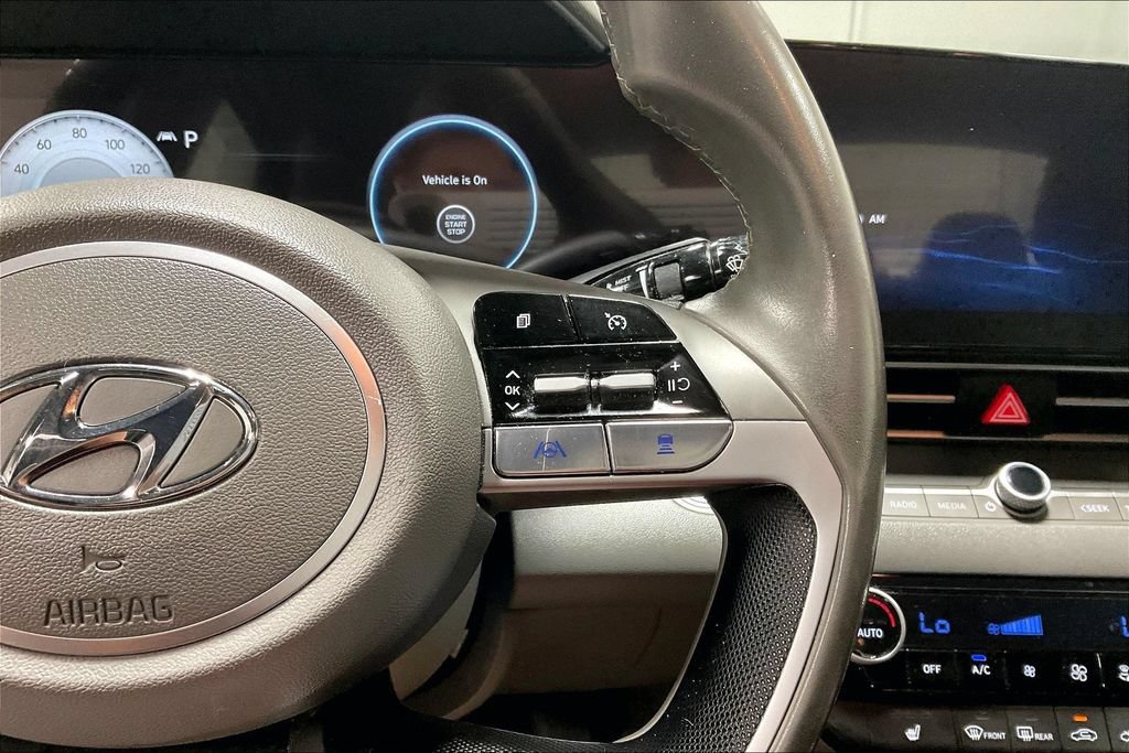 Used 2023 Hyundai Elantra SEL w/ Convenience Package FWD image 25