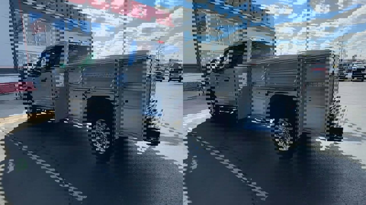 Used 2021 Ford F250 XLT image 2