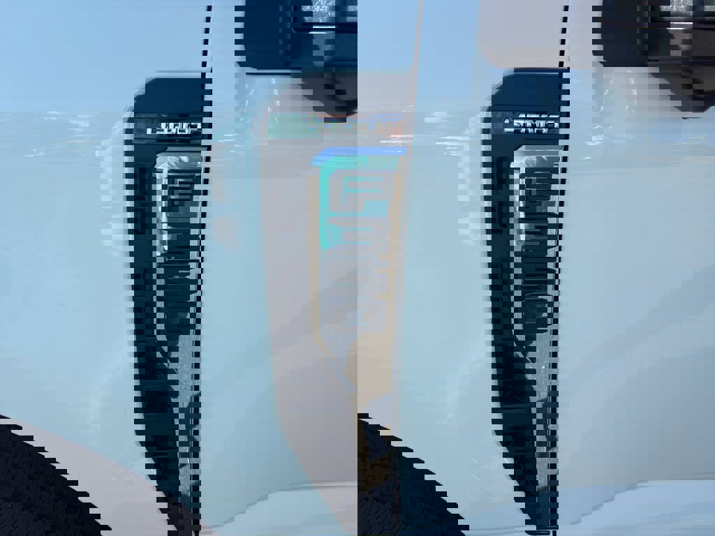 New 2026 Ford F350 Lariat w/ FX4 Off-Road Package image 16