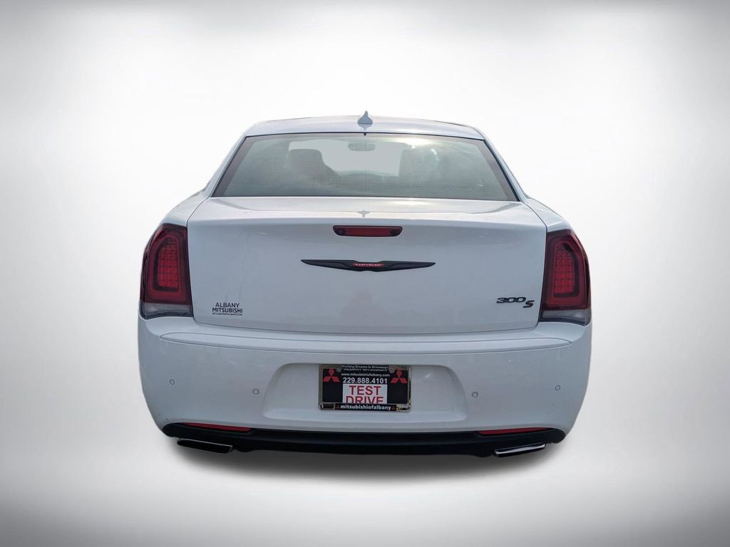 Used 2023 Chrysler 300 S image 4