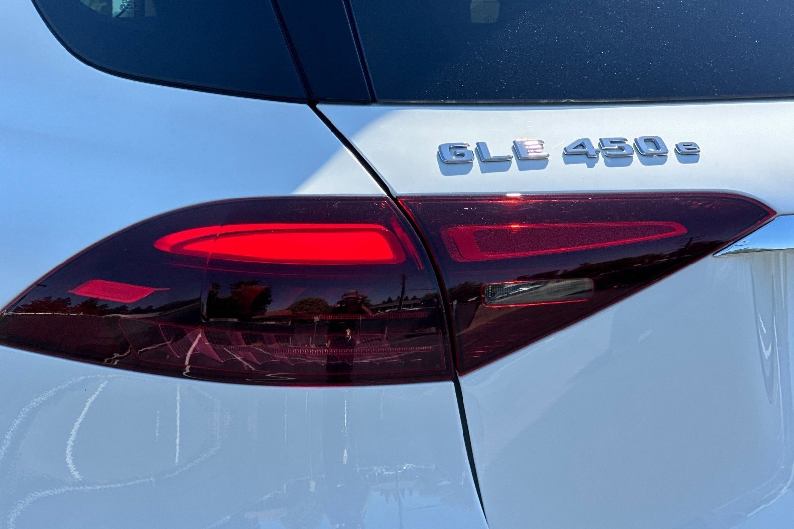 Used 2025 Mercedes-Benz GLE 450e 4MATIC image 12