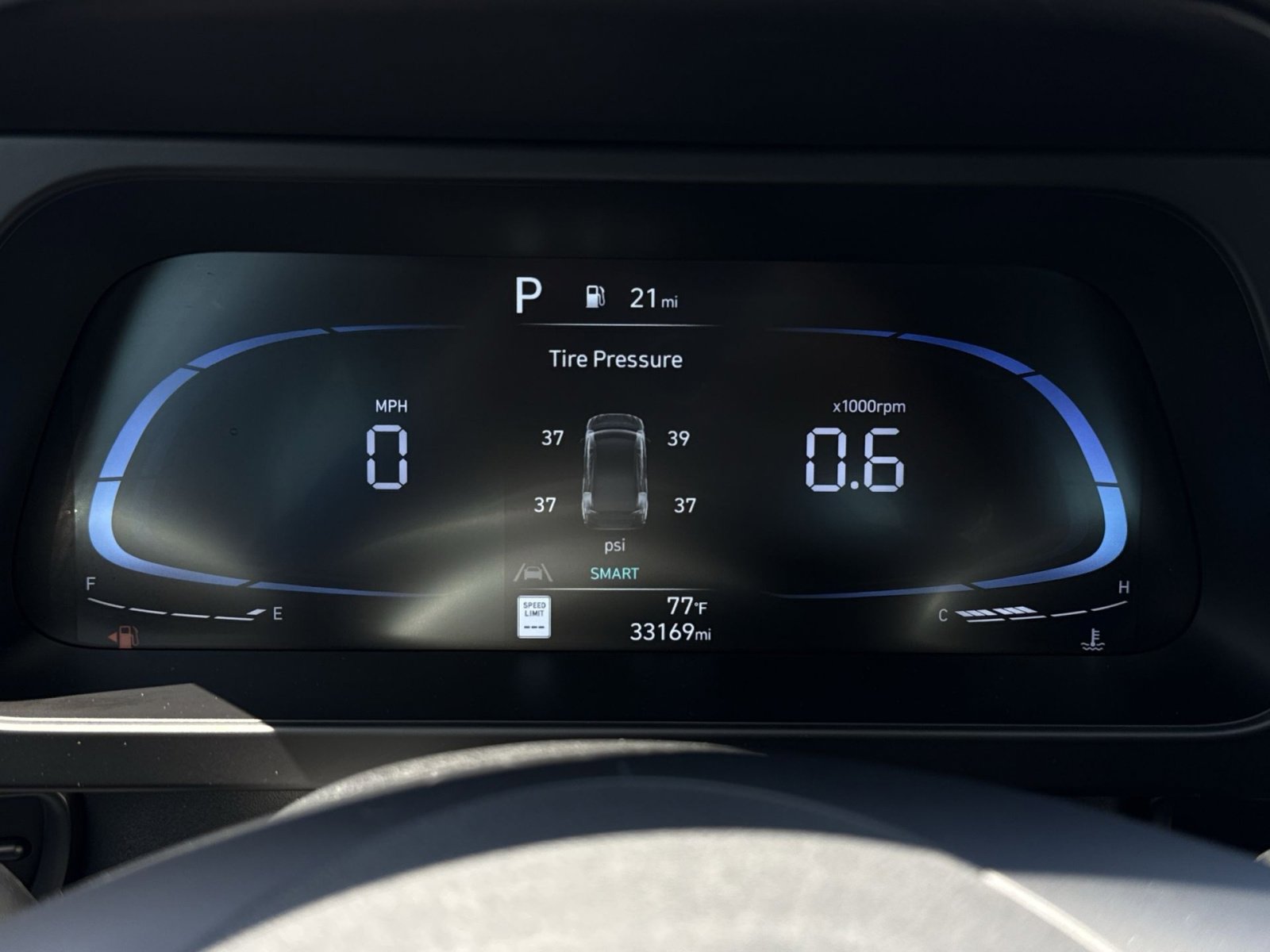 Certified 2025 Hyundai Elantra Sport FWD image 17