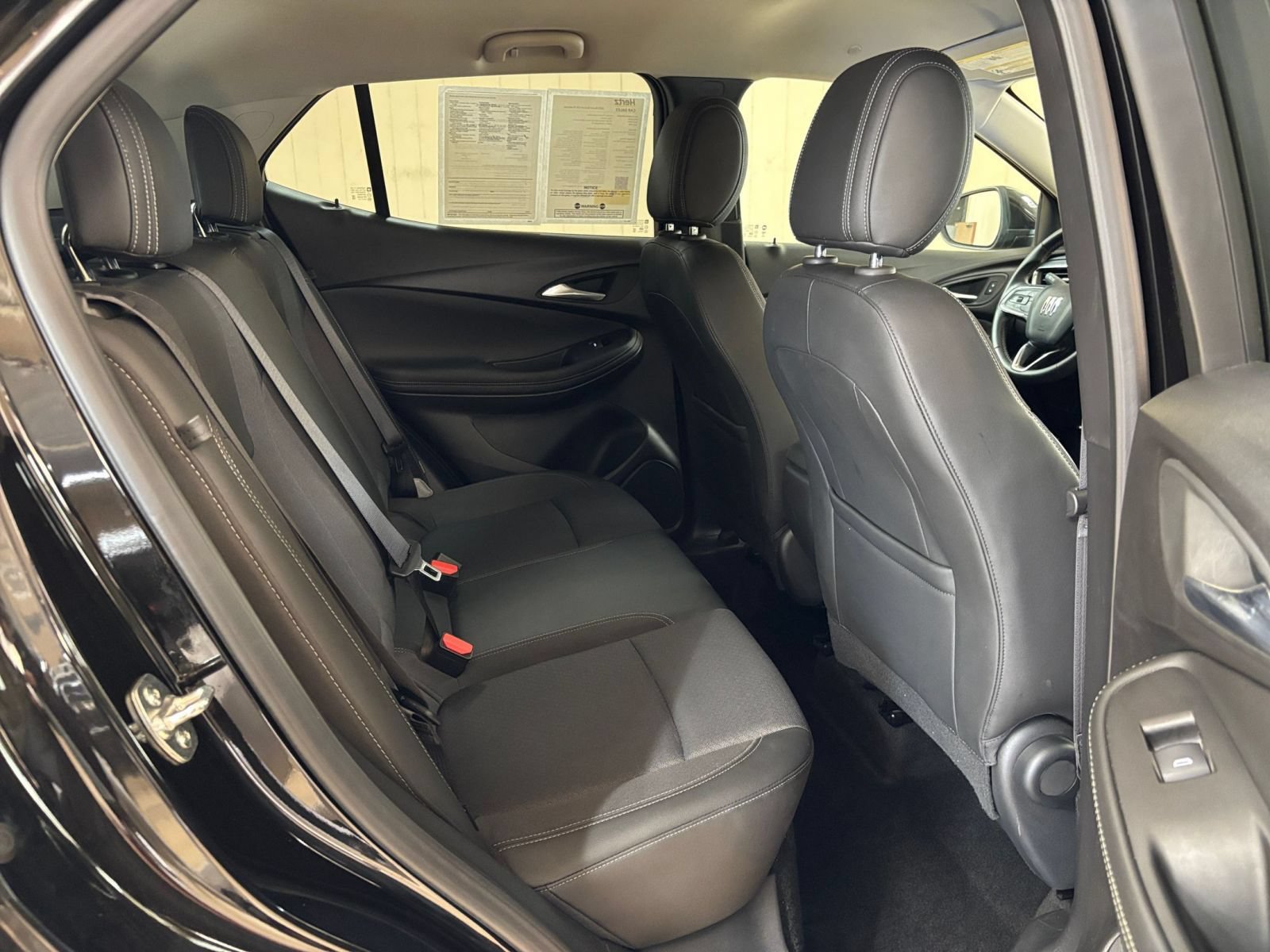 Used 2025 Buick Encore GX Preferred FWD image 24