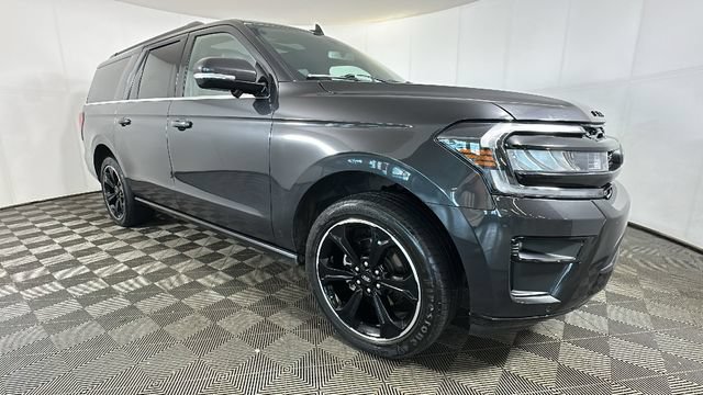 Used 2022 Ford Expedition Max Limited AWD/4WD image 2
