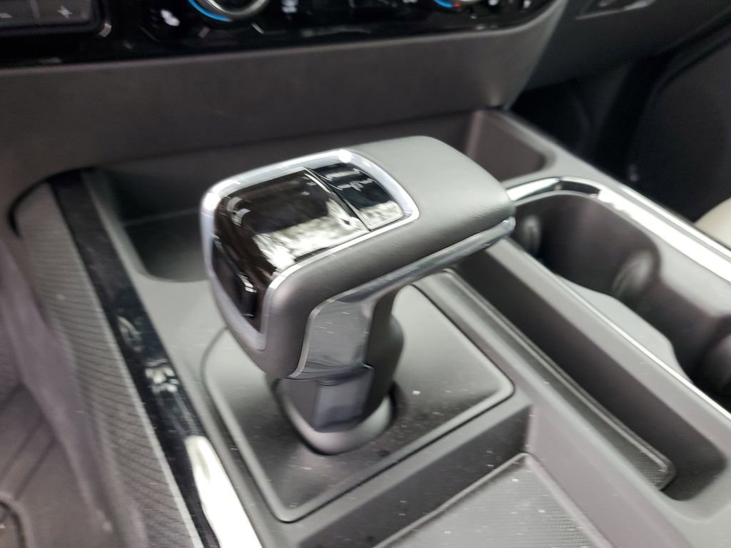 Used 2025 Chevrolet Silverado 1500 ZR2 w/ Technology Package image 29