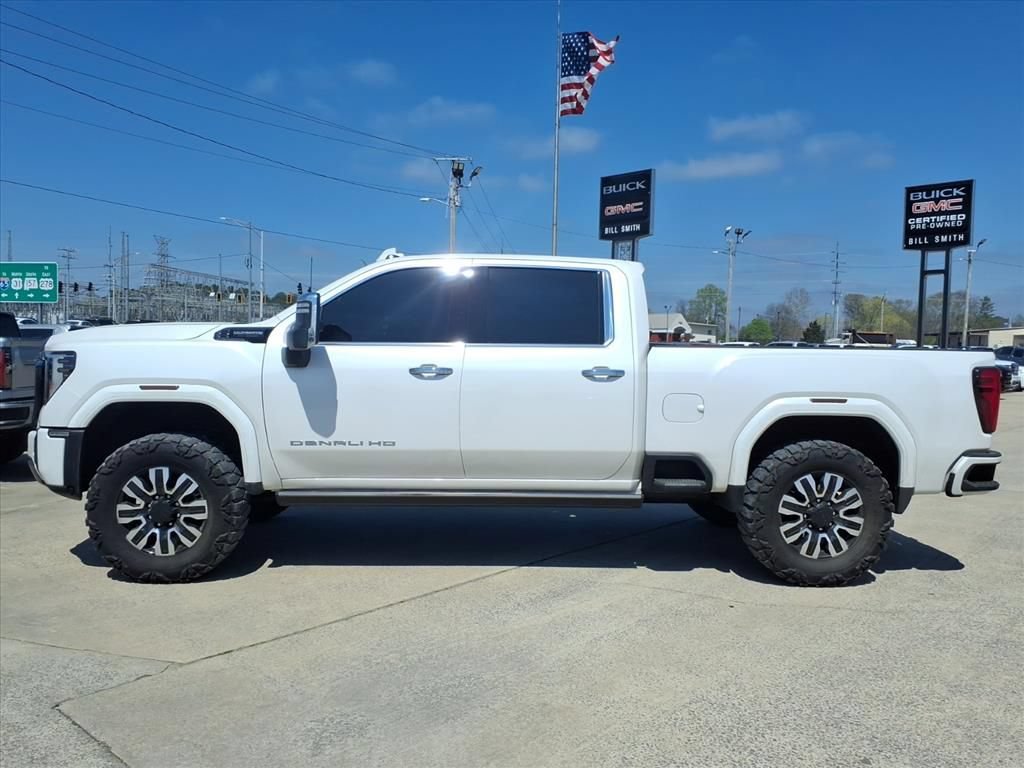 Used 2025 GMC Sierra 2500 Denali Ultimate AWD/4WD image 4