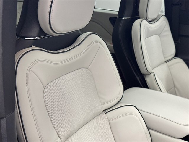 New 2026 Lincoln Aviator Black Label w/ Dynamic Handling Package image 11
