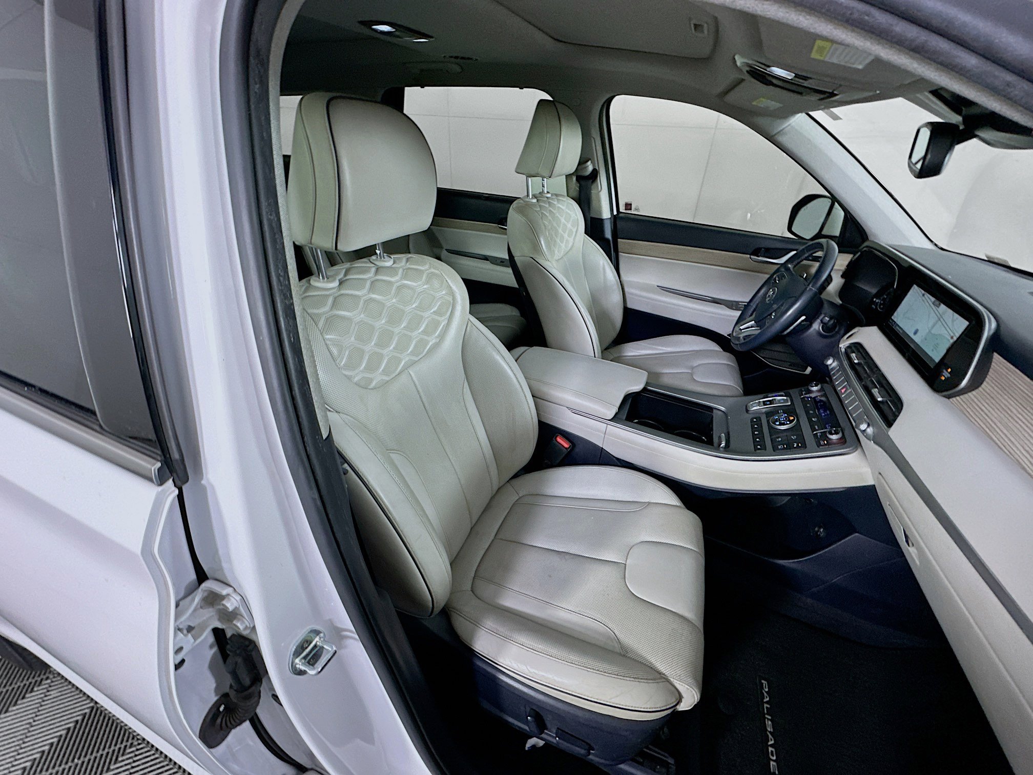 Used 2021 Hyundai Palisade Limited image 35