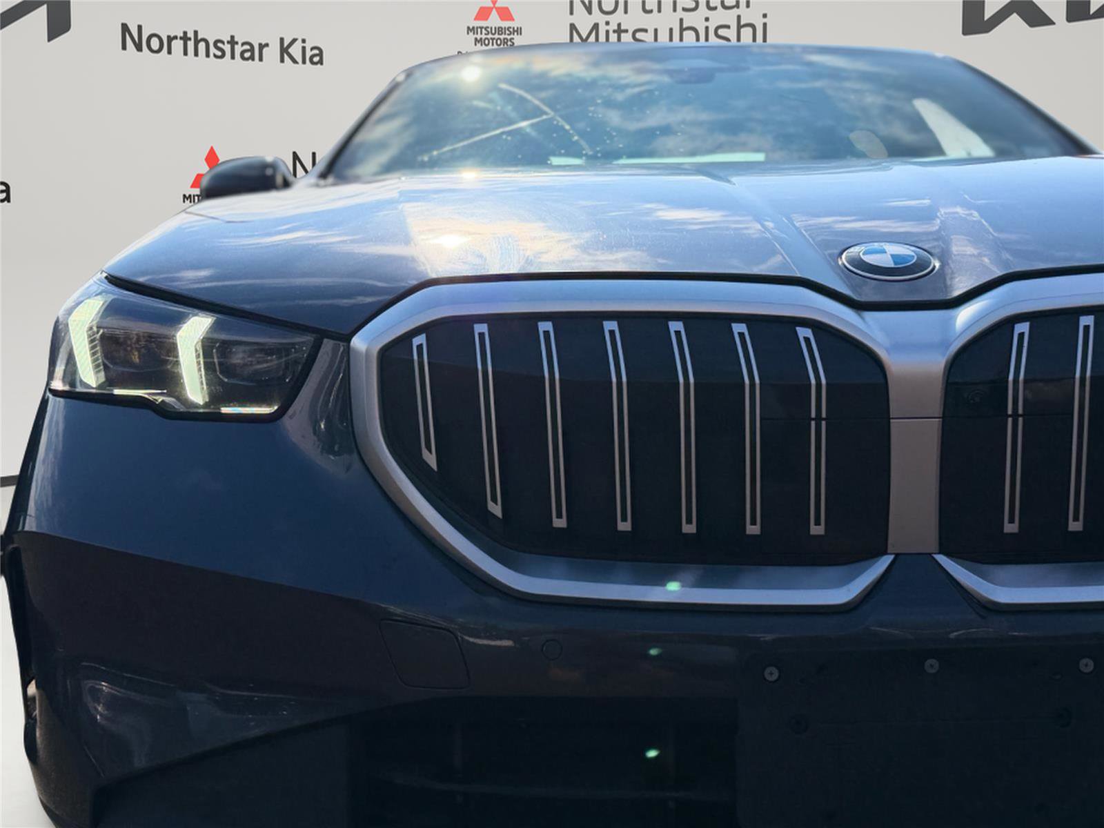 Used 2024 BMW 530i xDrive w/ Premium Package AWD/4WD image 7